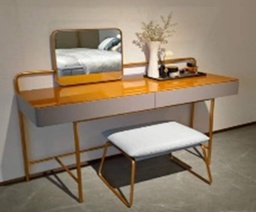 [B002] DRESSER WITH MIRROR