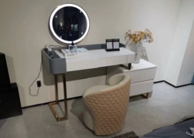 DRESSER WITH CHAIR