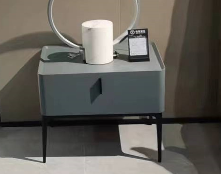 NIGHT STAND