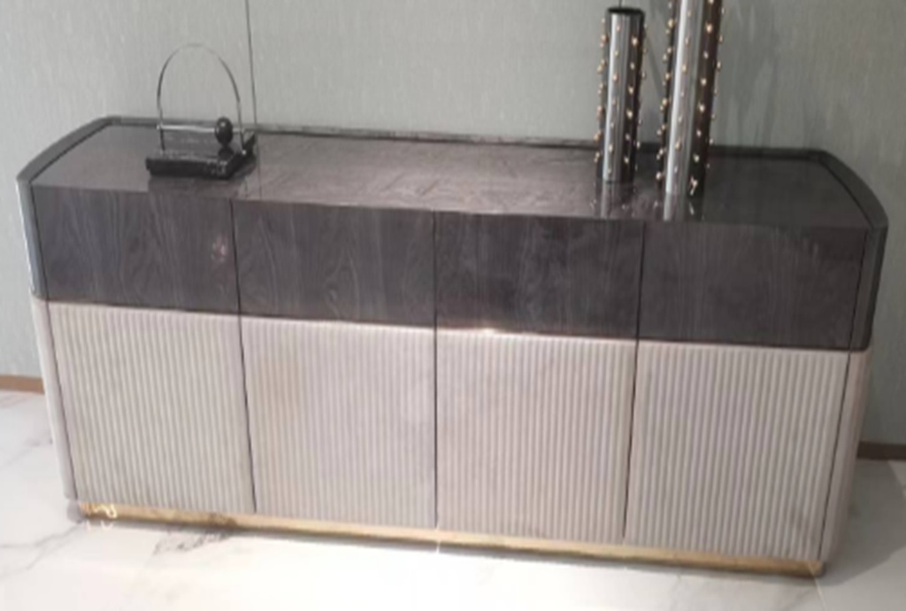 WALL UNIT