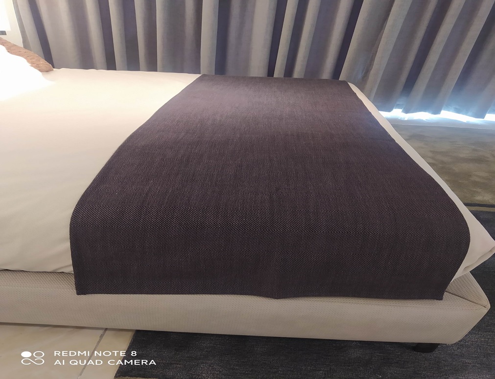 Bedding Scarf хар саарал тааран