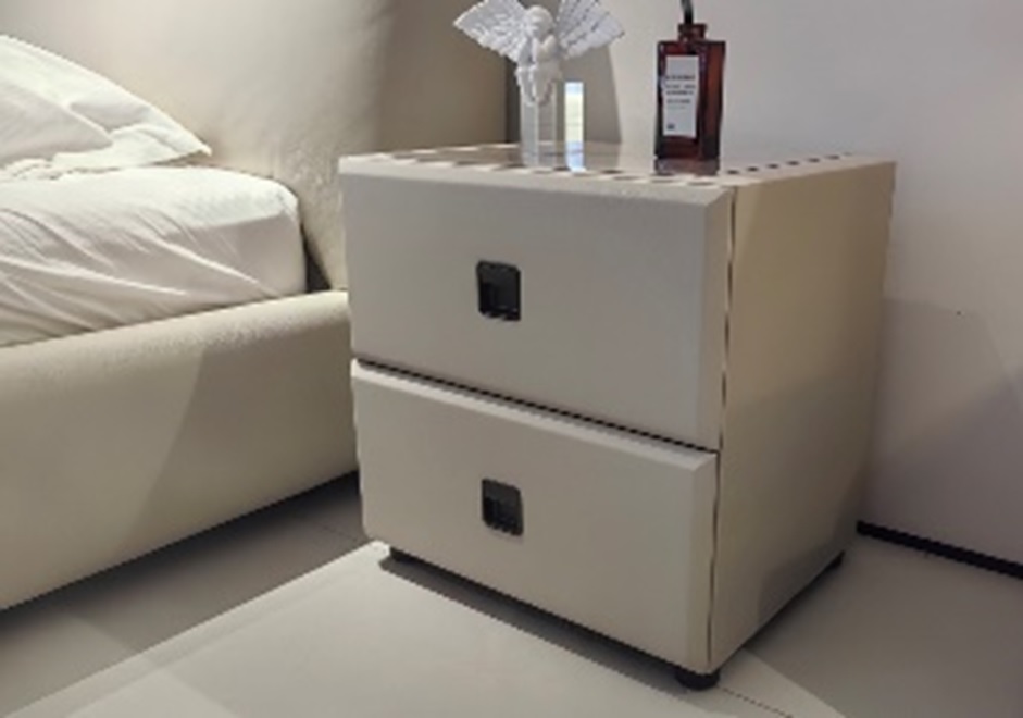 NIGHT STAND