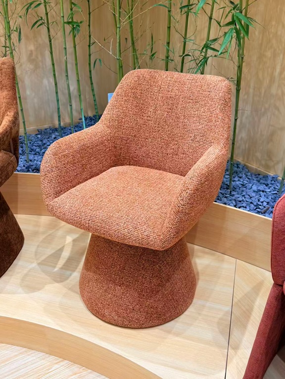 DINING CHAIR